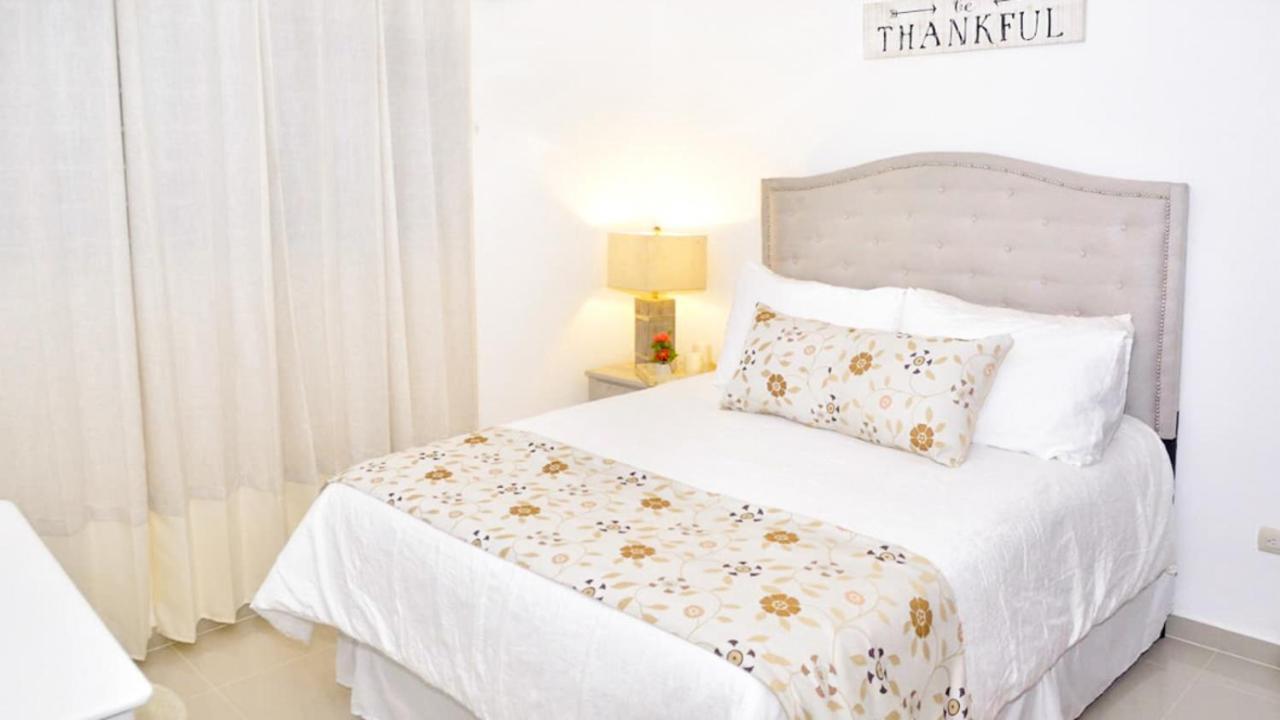 Dolce Villas At Harmony 2 Сантьяго-де-лос-Трейнта-Кабальєрос Екстер'єр фото